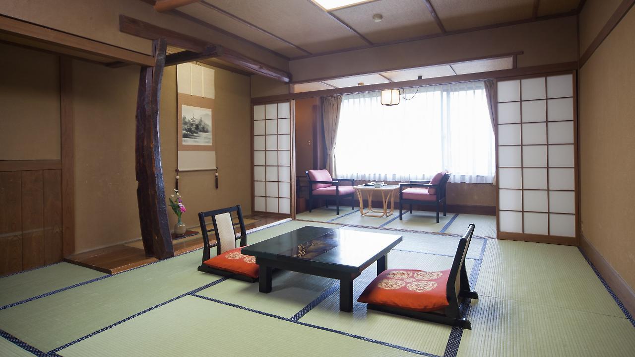 Yugashima Tatsuta Hotel Izu  Exterior photo